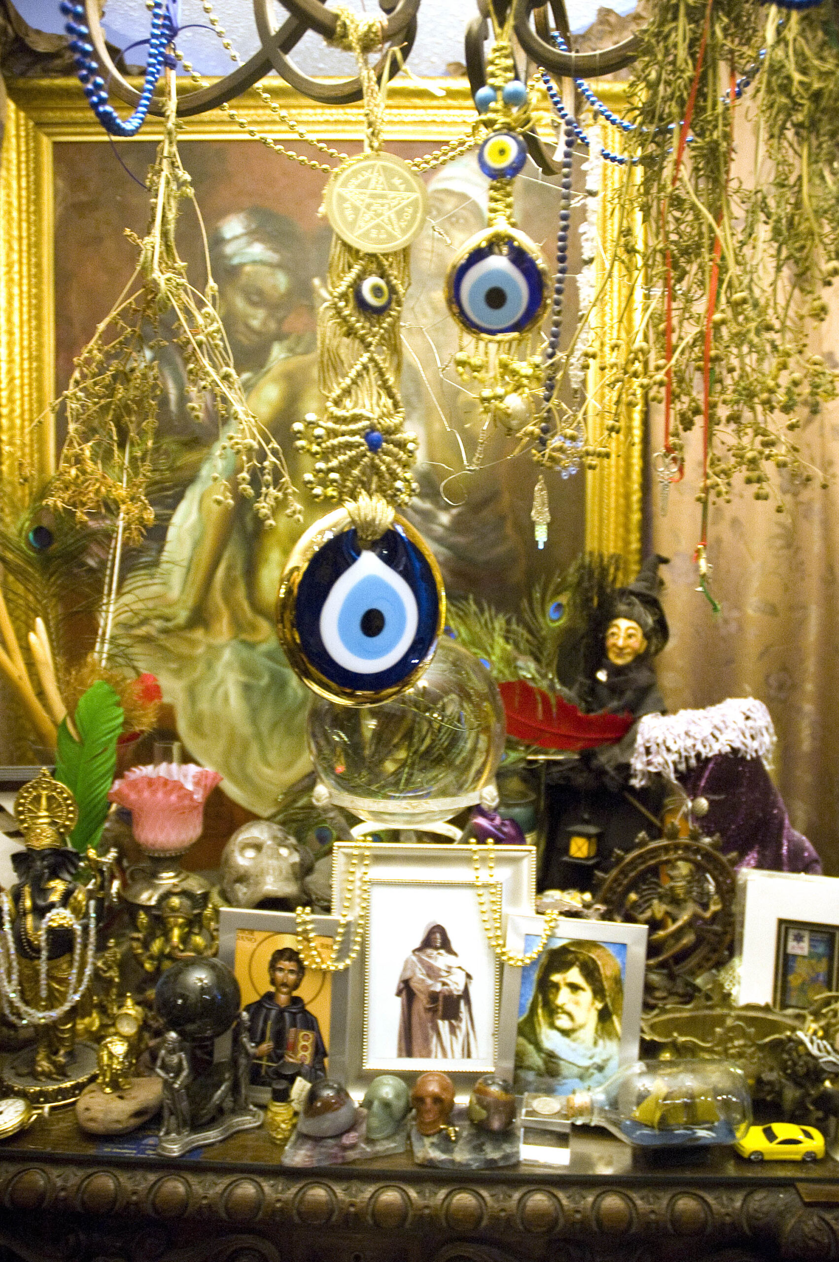 Evil eyes and other talismans.