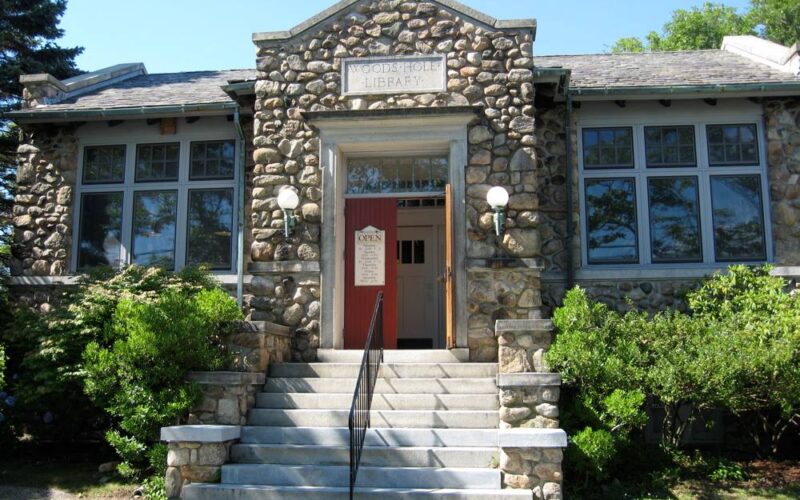 Woods Hole Public Library