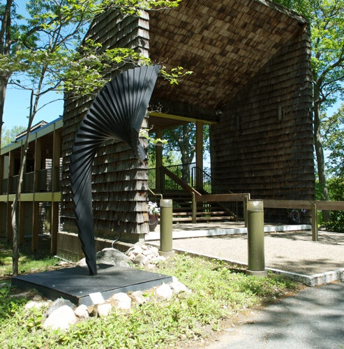 Sculpture outside of the entyway to Fuller Craft Museum