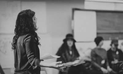 Shey Rivera Ríos at an Assets for Artists workshop in January 2020, photo by Erin Long Photography..