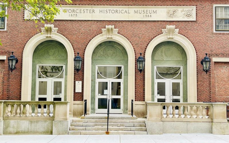 Entrance to the Worcester Historical Museum