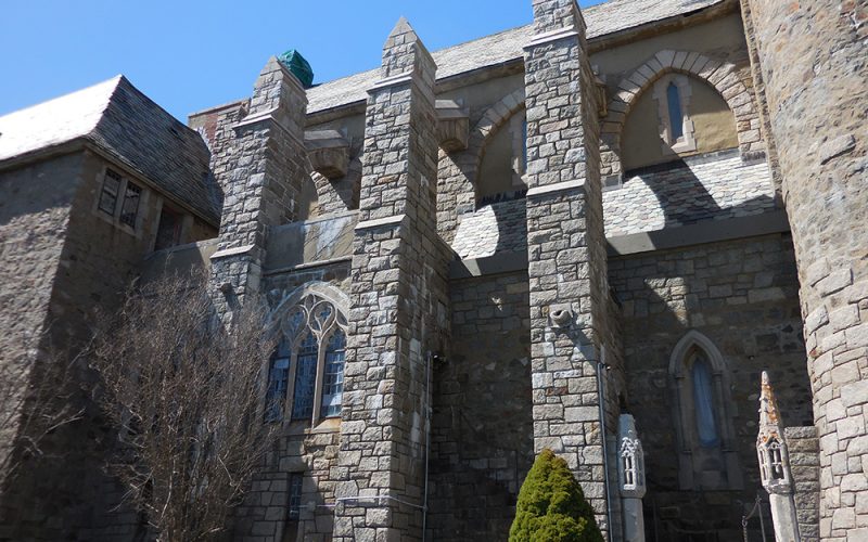 Stone exterior walls and pillars at the Hammond Castle Museum