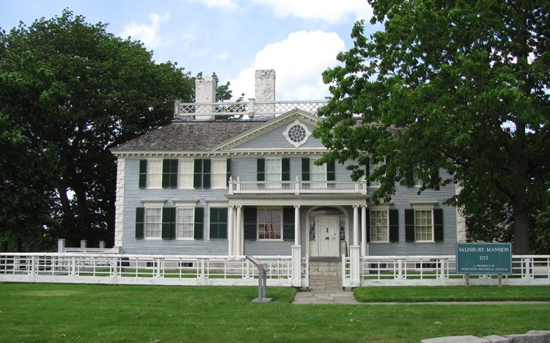 Front façade of the historic Salisbury Mansion