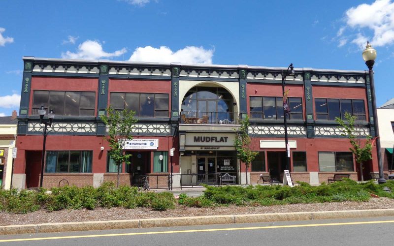 Front façade of Mudflat Pottery School